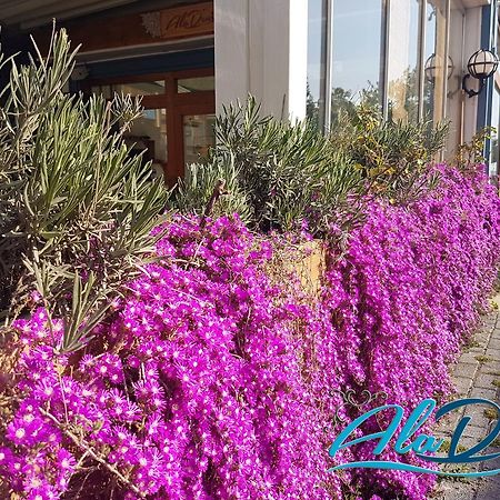 Aladeniz Hotel Büyükçekmece Exterior photo